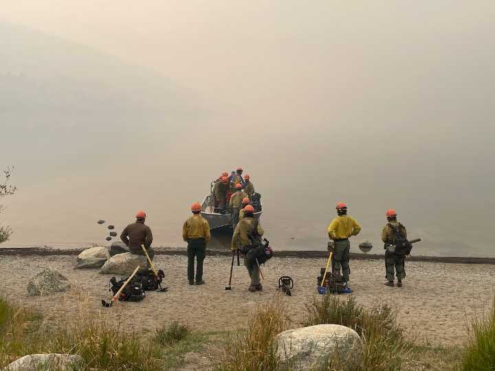 Wilderness crews work western Wyoming's Dollar Lake Fire as it approaches Squaretop