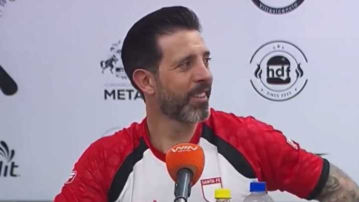 El uruguayo Jorge Bava no va más con Santa Fe: el técnico del campeón colombiano presentó su renuncia
