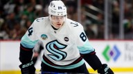 Kakko out 6 weeks for Kraken with broken hand