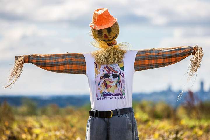 Taylor Swift’s rise, Pitchfork’s fall—grumps blame one thing for it all.