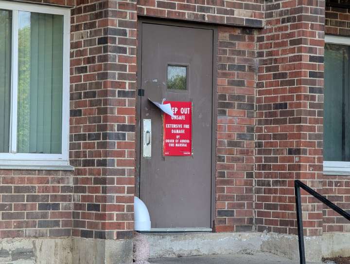 Aurora apartment building deemed uninhabitable after fire