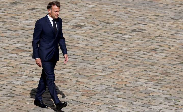 How Macron Failed France