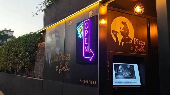 Ya no hay tiempo de espera para comer una pizza: esta máquina del sur de Gran Canaria lo cambia todo