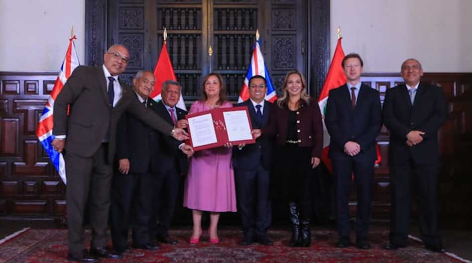 Gobierno suscribió contrato para la construcción y puesta en marcha del Hospital Regional Docente de Trujillo
