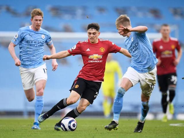 Manchester derby offers chance to salve wounds