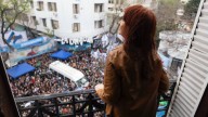 Cristina Kirchner recibió el respaldo de militantes a 100 días de su condena por Vialidad
