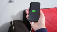 Técnicos revelaron el botón que permite que la batería del celular cargue hasta un 25% más rápido