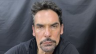 Armando Araiza con lágrimas en los ojos busca trabajo: “que opine la gente”