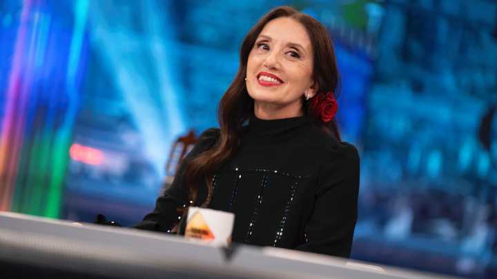 Luz Casal confiesa lo que consiguió Felipe VI: "Yo no soy nada cursi en mis expresiones"