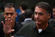 Jair Bolsonaro mejora pese al cuadro de "anemia persistente y alteración de la función renal"