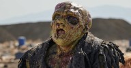 ‘El vengador tóxico’, Peter Dinklage protagoniza un fallido 'remake' que se aferra al 'gore' para buscar simpatía desesperadamente