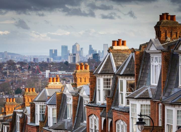 London must break its temporary housing cycle