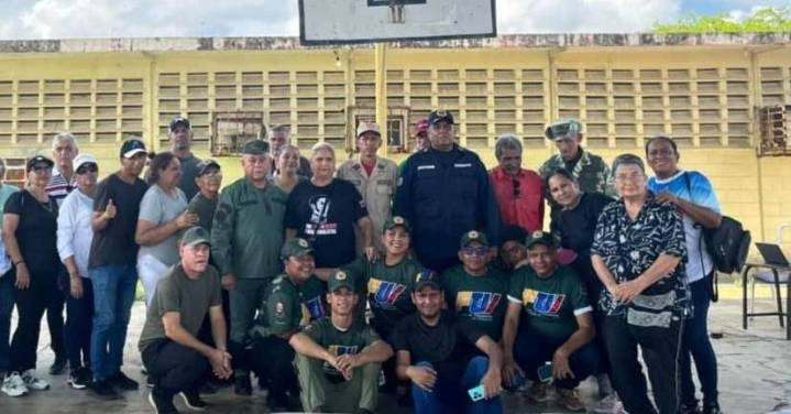 Comunas de Maracaibo se preparan para fortalecer la defensa integral de la nación