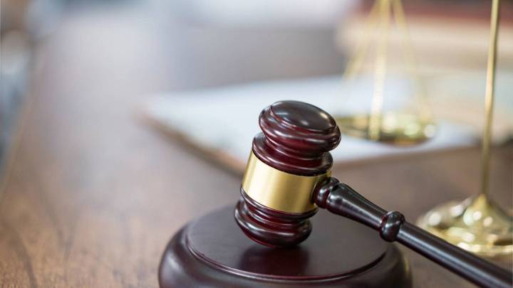 Texas and New York judges expand migrant protections