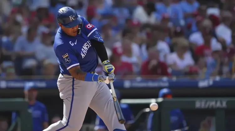 Reales de Kansas City frenan racha de Filis con ofensiva liderada por Salvador Pérez