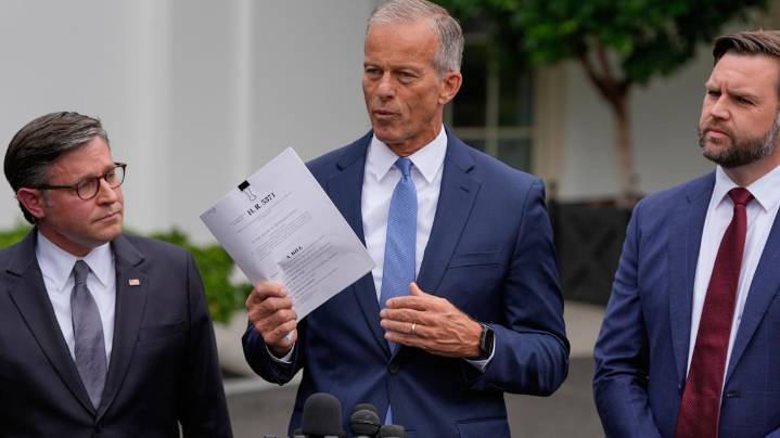 US faces first government shutdown in almost seven years