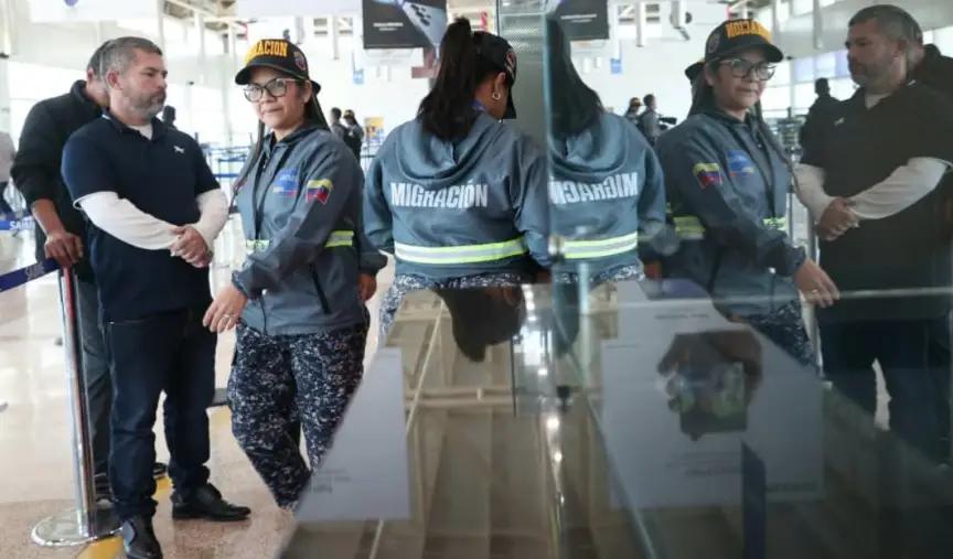 Este miércoles arriba a Maiquetía al menos 286 venezolanos repatriados desde EE.UU.