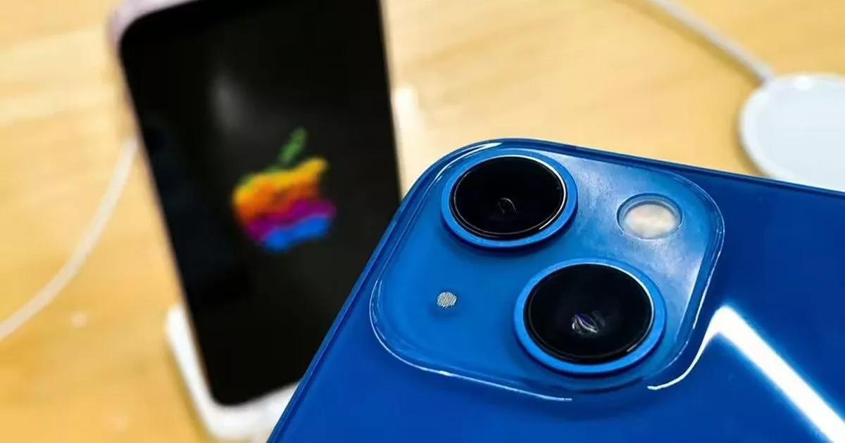 Older iPhone plummets from £480 to £249 as iPhone 17 launch drives down prices