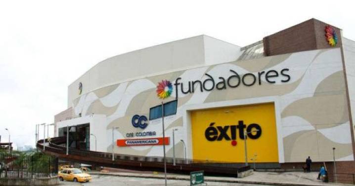 Le imputaron cargos por robarse 10 bolsas de chocolate en centro comercial de Manizales
