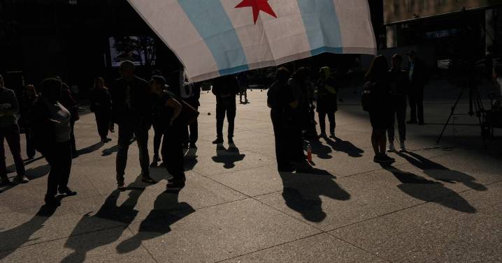 Chicagoans change routines as immigration crackdown looms. Some carry passports and avoid stores