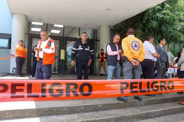 Piden que la Policía Cibernética investigue la falsa alarma de explosivo en Facultad de la UNAM