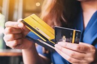 Maestra estafó a sus compañeras docentes usando sus tarjetas de crédito