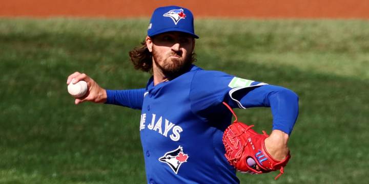 Kevin Gausman logs two-hit shutout against Astros