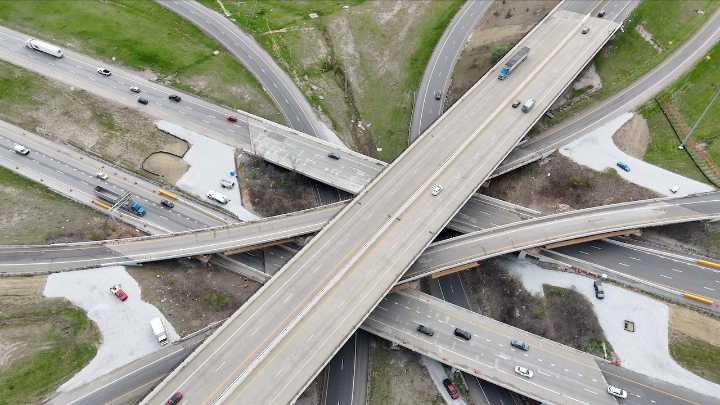 Ohio lawmakers look to weaken Cuyahoga County’s grip on regional transportation decisions
