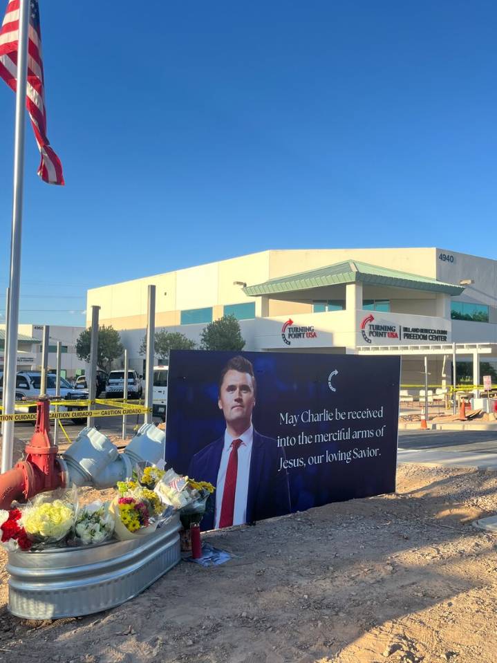 Arizona residents and politicians mourn the death of Charlie Kirk