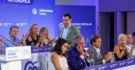 Juanma Moreno refuerza a Carolina España y a la alcaldesa de Huelva para el Congreso Regional que celebrará en Sevilla