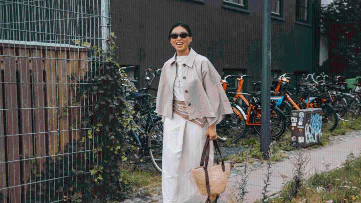 The Cropped Trench Coat Is About to Be Your New Spring Outerwear Obsession