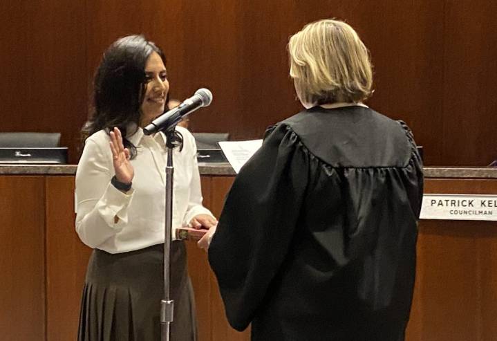 Jain assumes Naperville council seat amid concerns about selection process
