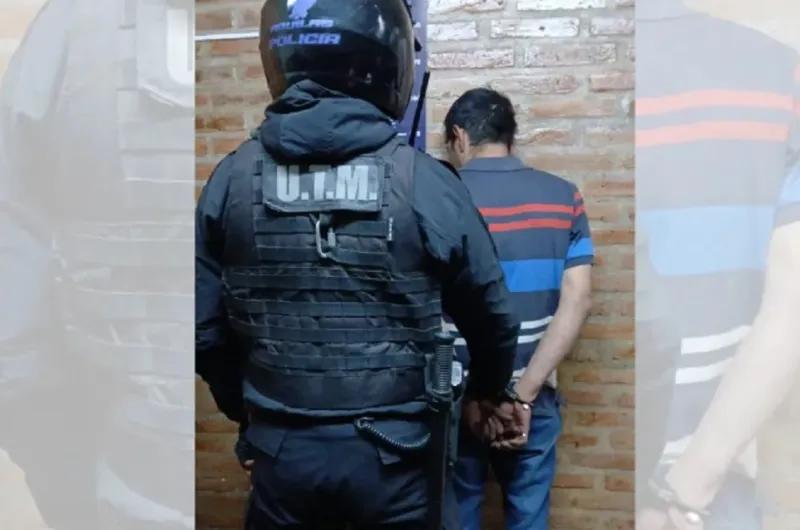 Detienen a un joven tras robo en un local comercial del centro bandeño
