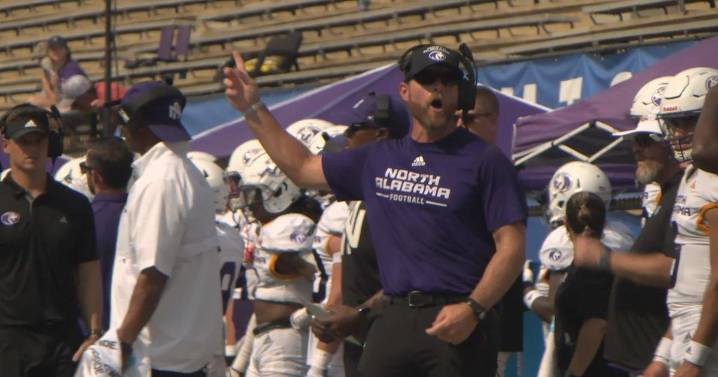 Leatherwood, Southeast Missouri use 30-0 run to subdue North Alabama 30