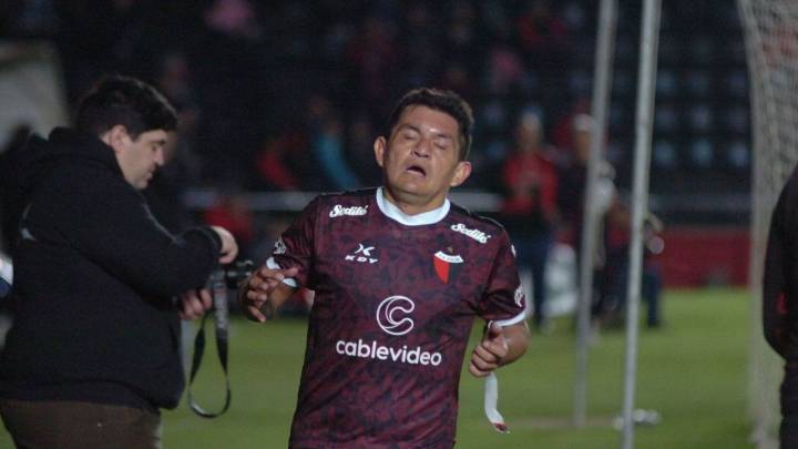 Colón y la vuelta del Pulga: pocos minutos, lesiones y un aporte casi nulo