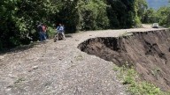 Tlacuilotepec: cierran paso hacia la comunidad de Itzatlán por deslizamiento de tierra