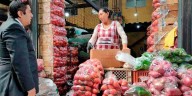 Alimentos suben de precio en Ecuador tras alza del diesel