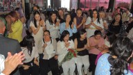 Emotivo reconocimiento a la maestra Carmelita, se jubila luego de 46 años de servicio a la educación