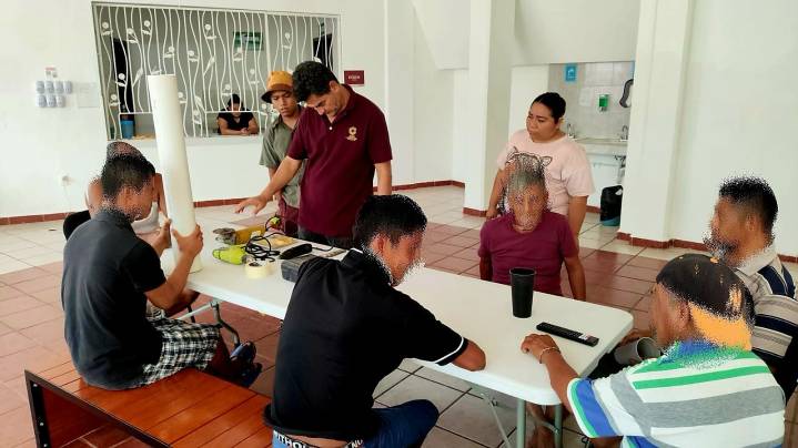 SECRETARÍA DE INCLUSIÓN IMPULSA EL TALLER “ILUMINANDO TU VIDA” EN EL ALBERGUE A JO’OLNAJ