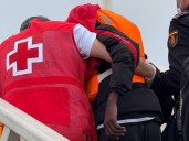 Segunda patera en la costa alicantina: ERIE AHIC atiende a 19 personas en Villajoyosa