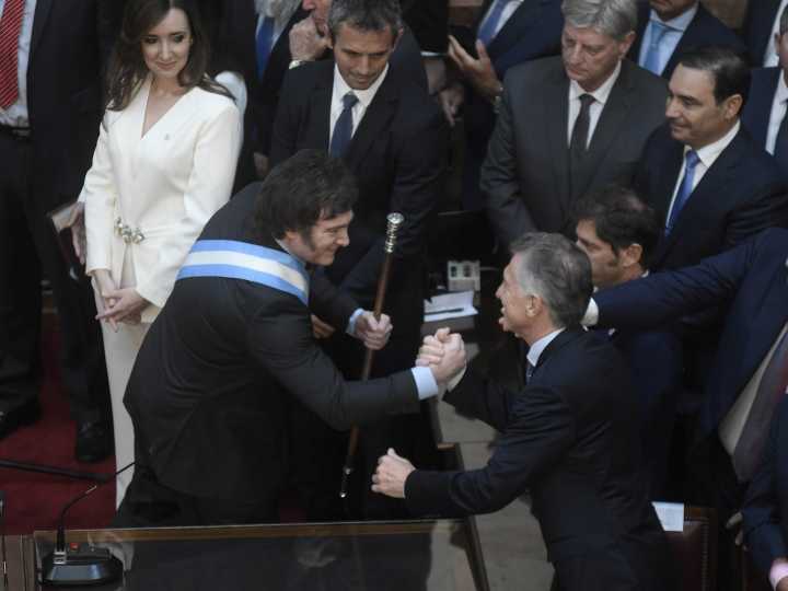 Javier Milei y Mauricio Macri volvieron a hablar tras un año sin hacerlo: hubo promesa de apoyo y agradecimiento