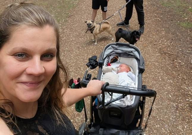Costa offered £5 to breastfeeding mum after potentially deadly milk mix