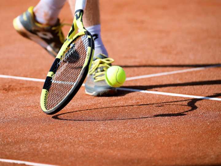 Acción tenística con el Circuito Interclubes 2025