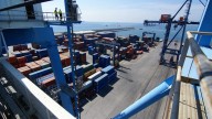 Un tercio del tráfico del Puerto de Castellón lo genera la industria cerámica