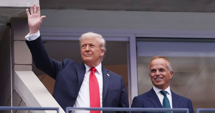 Carlos Alcaraz wins his 2nd U.S. Open at match delayed by Trump's attendance
