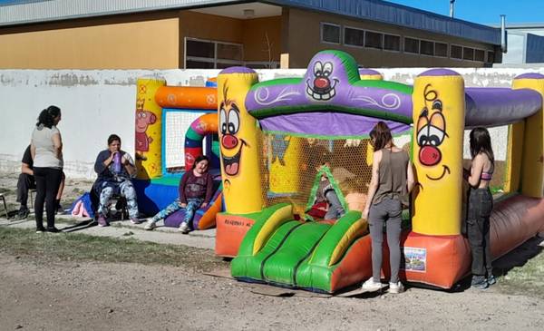 El barrio Santa Catalina celebró el "Día de las Infancias"