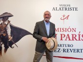 Pérez–Reverte vuelve a "reconciliarse con España" con Alatriste y 'Misión en París'
