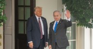 Trump acuerda con Netanyahu un plan de paz para Gaza: Israel se retirará por fases y países árabes “van a tratar con Hamas”