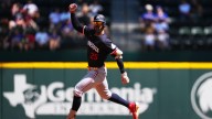 Twins defeat Rangers 4