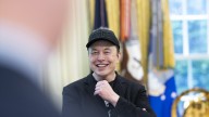 Tesla ofrece a Musk un bonus de un billón de dólares para que se centre en "cumplir los objetivos de la compañía"
